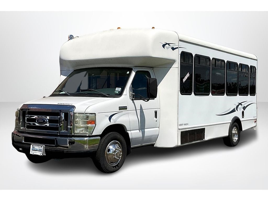 2008 Ford E-450 Super Duty — side profile view