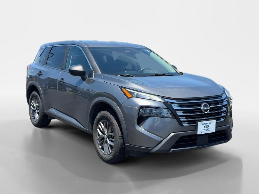 2024 Nissan Rogue S in Gun Metallic — front three-quarter view